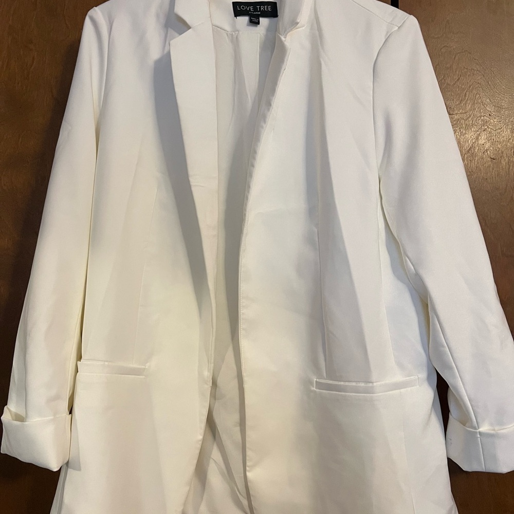 Love Tree Women's White Blazer